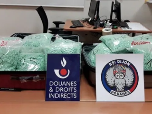 66 kilos d'ecstasy saisis par les douanes de Dijon